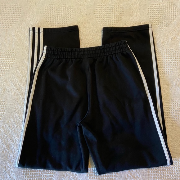 Sweatpants - Picture 2 of 10